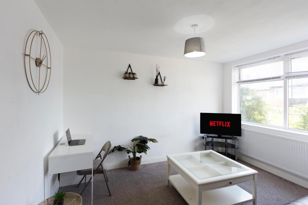 Spacious Home Close To City Centre Location Leeds  Exterior foto