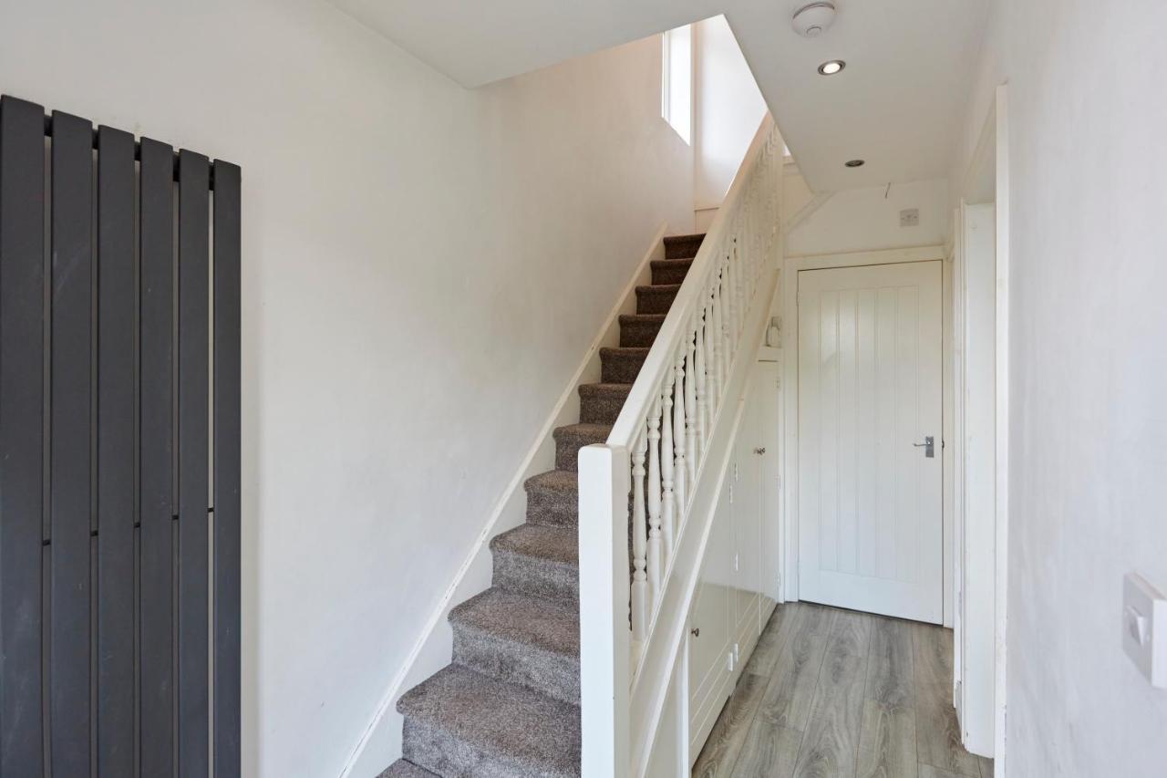 Spacious Home Close To City Centre Location Leeds  Exterior foto